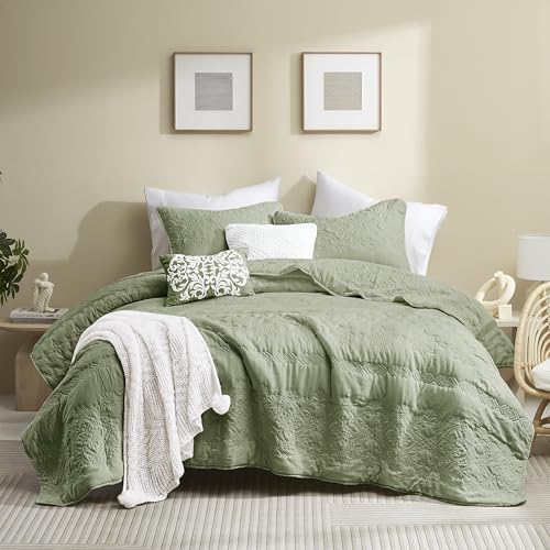 Blankets & Coverlets